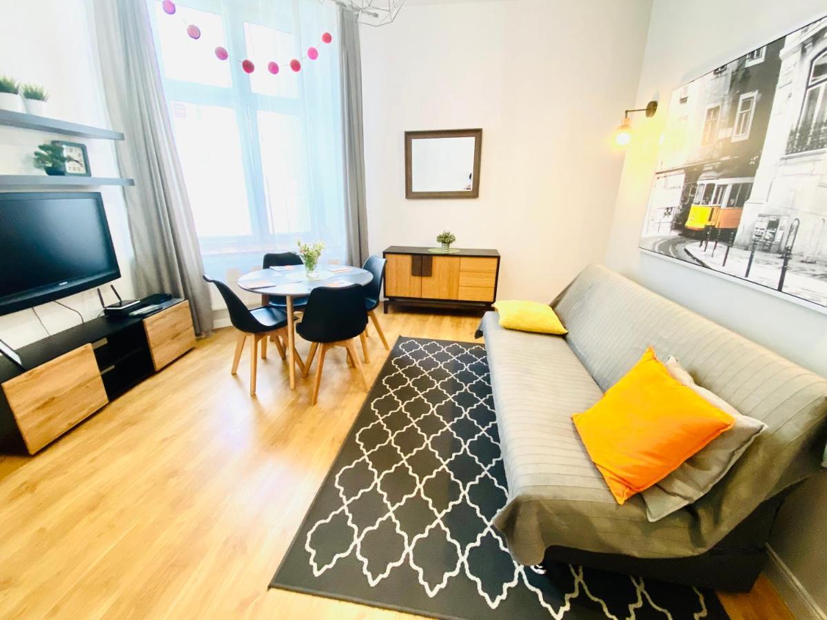 Apartament Centrum Познан Екстериор снимка