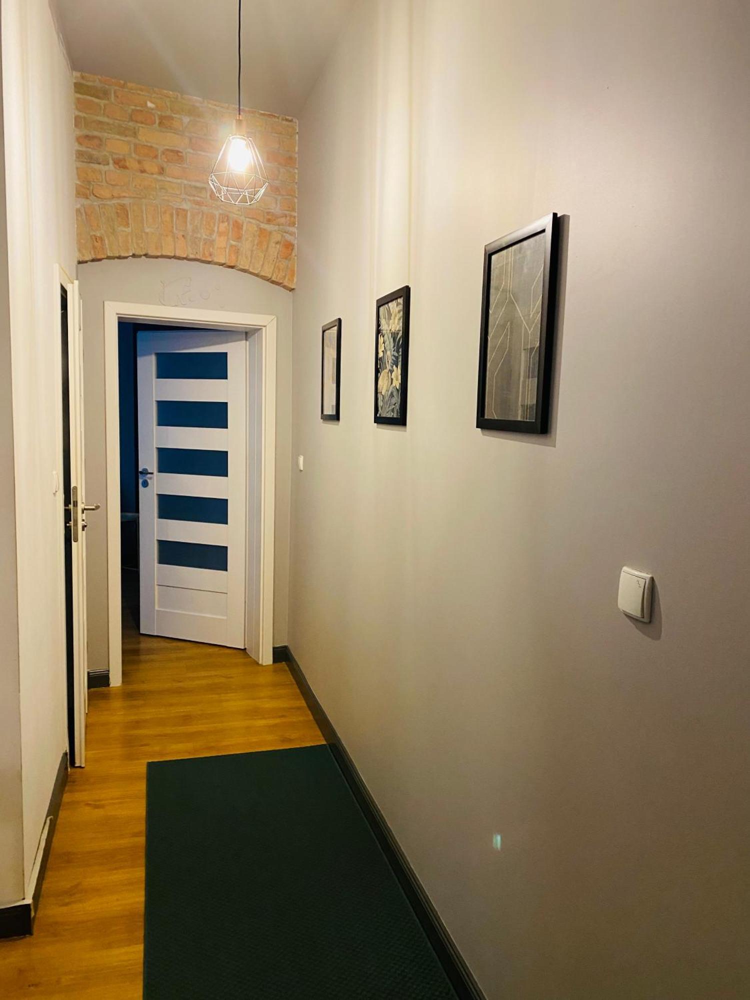 Apartament Centrum Познан Екстериор снимка